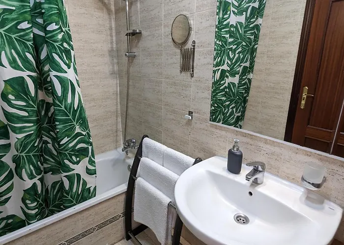 Happy Guest house 3*