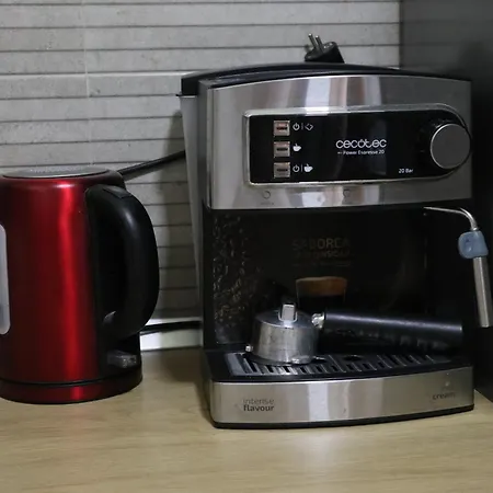 Happy Granadilla De Abona