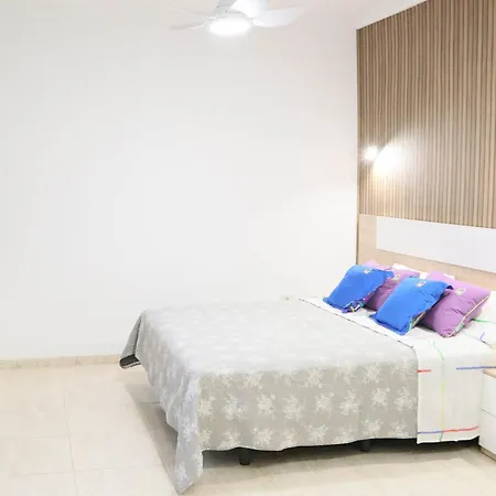 Happy Granadilla De Abona